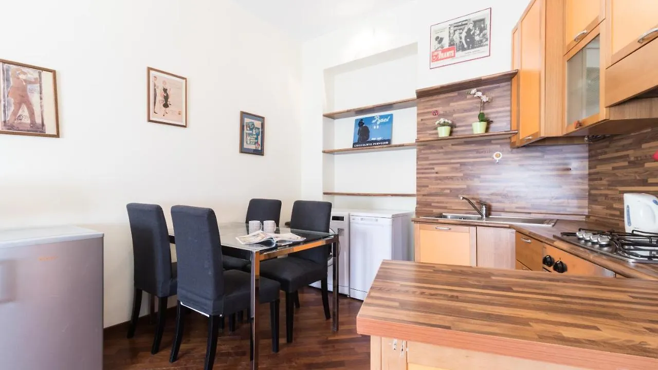 Italianway-Canonica Milan Apartment