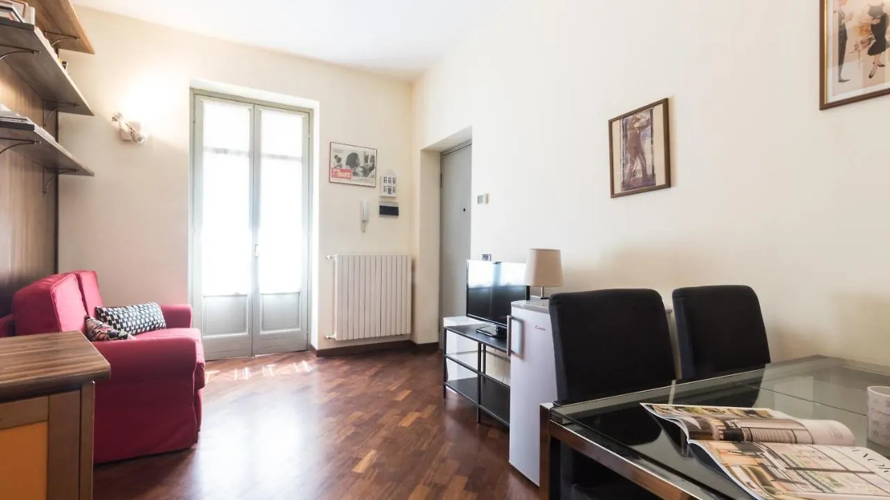 Italianway-Canonica Milan Apartment